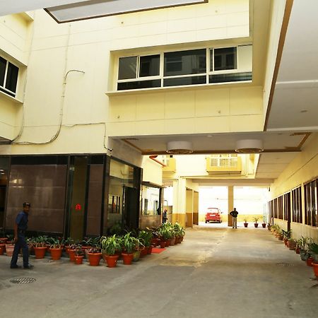 Hotel Panchratan Haiderabad Buitenkant foto