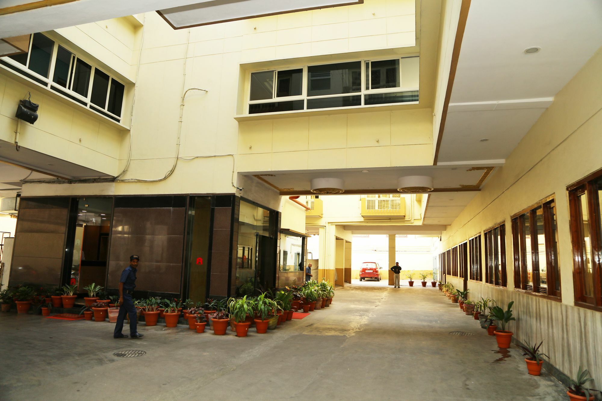 Hotel Panchratan Haiderabad Buitenkant foto